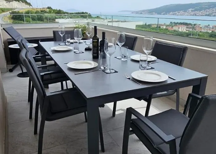 Dii Luxury Apartment *