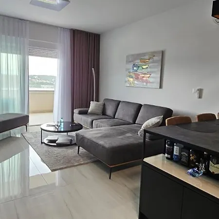 Apartment Dii Luxury Trogir