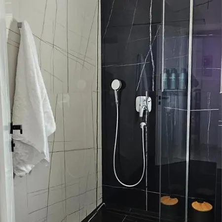 Dii Luxury Apartment *