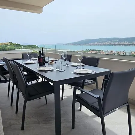 Apartment Dii Luxury Trogir