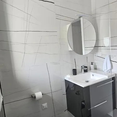 Dii Luxury Apartment *